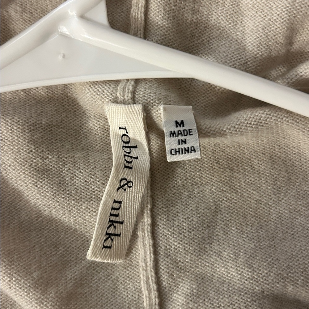 Robbi & Nikki Cream Sweater